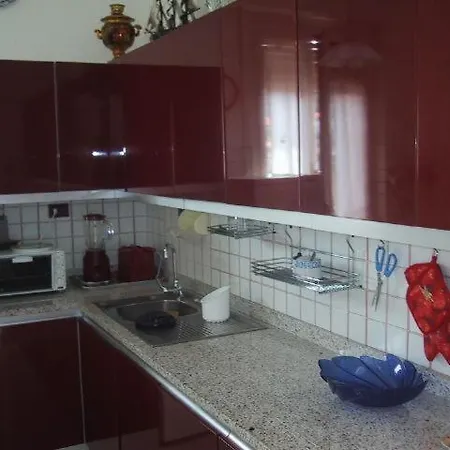 Clermary Apartment *