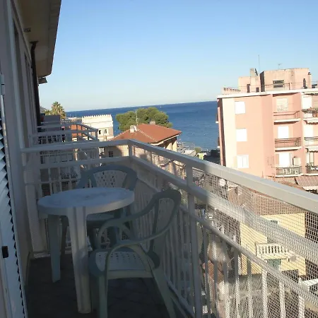 Apartament Clermary Diano Marina